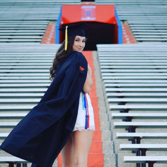 Meet your Posher, Lizzie - Picture 1 of 1